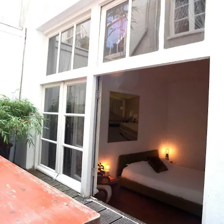 Oda ve Kahvaltı The One Roomed 3*