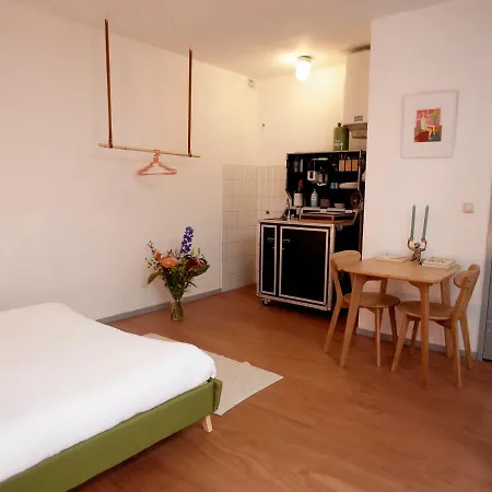 Bed & Breakfast The One Roomed